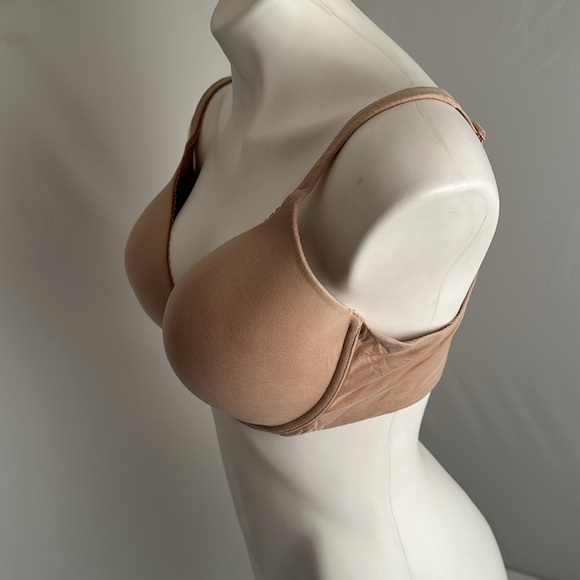Victoria’s Secret Body by Victoria lined perfect coverage nude bra - Picture 3 of 8